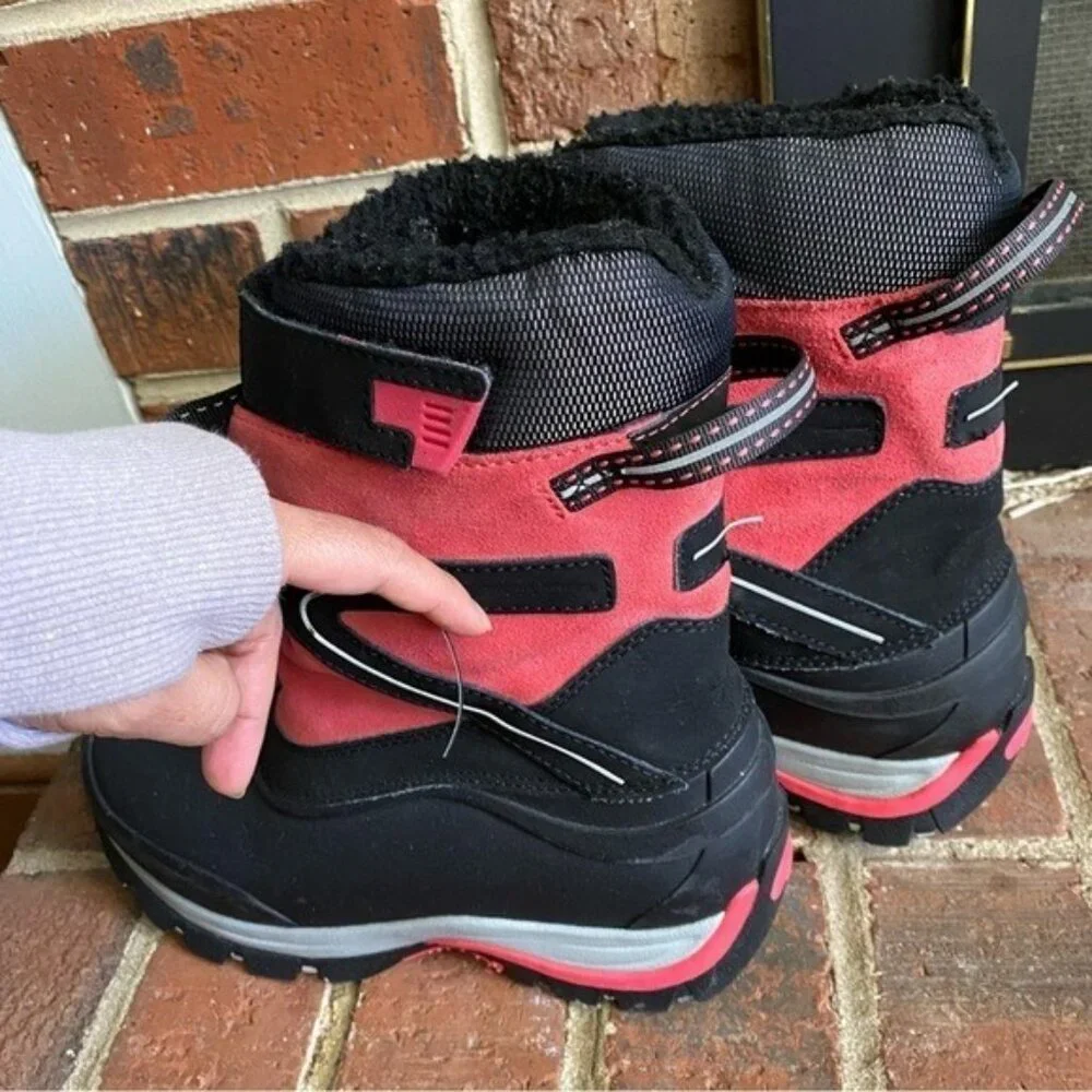 Land's End Women’s Warm Winter Boots pre owned size 7 comfort shoes black